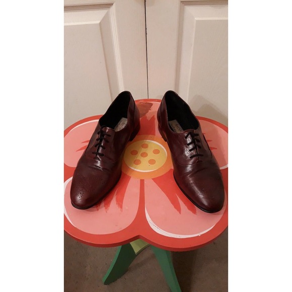 Marshall Field's Men's Shoes. Made in Italy. Condition is Very Good. - Picture 1 of 6